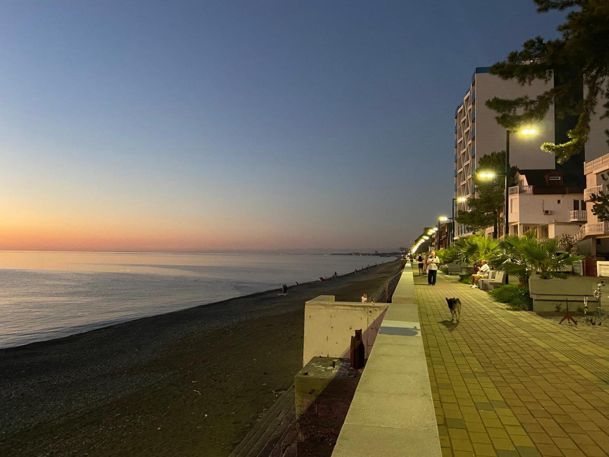 La Vie En Rose Hotel Kobuleti ภายนอก รูปภาพ